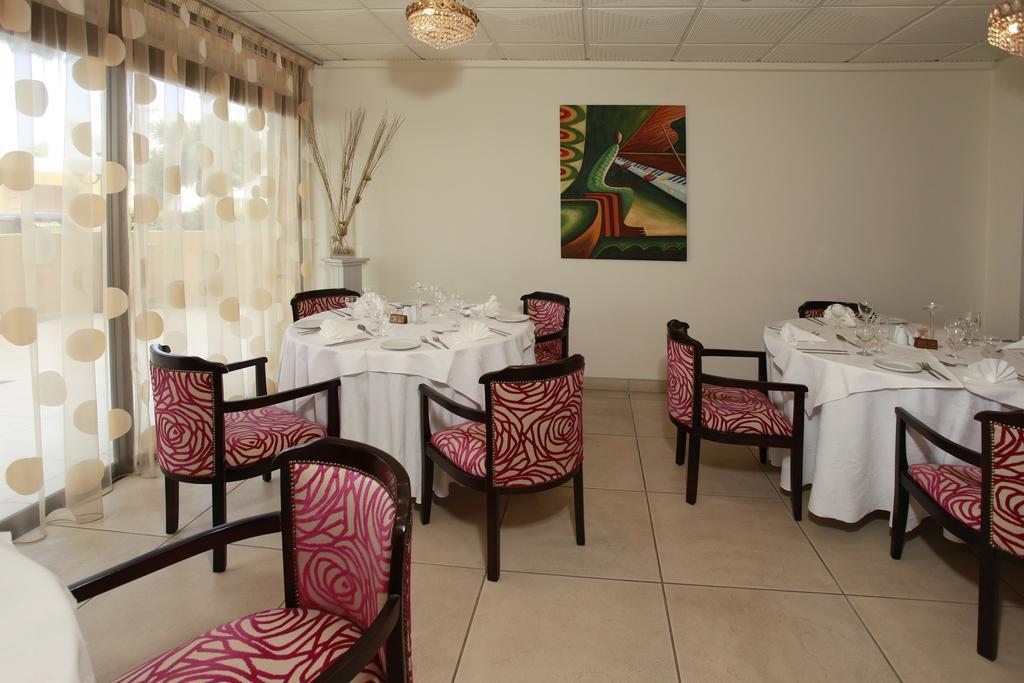 Jasmine Hotel Apartments Лімасол Екстер'єр фото