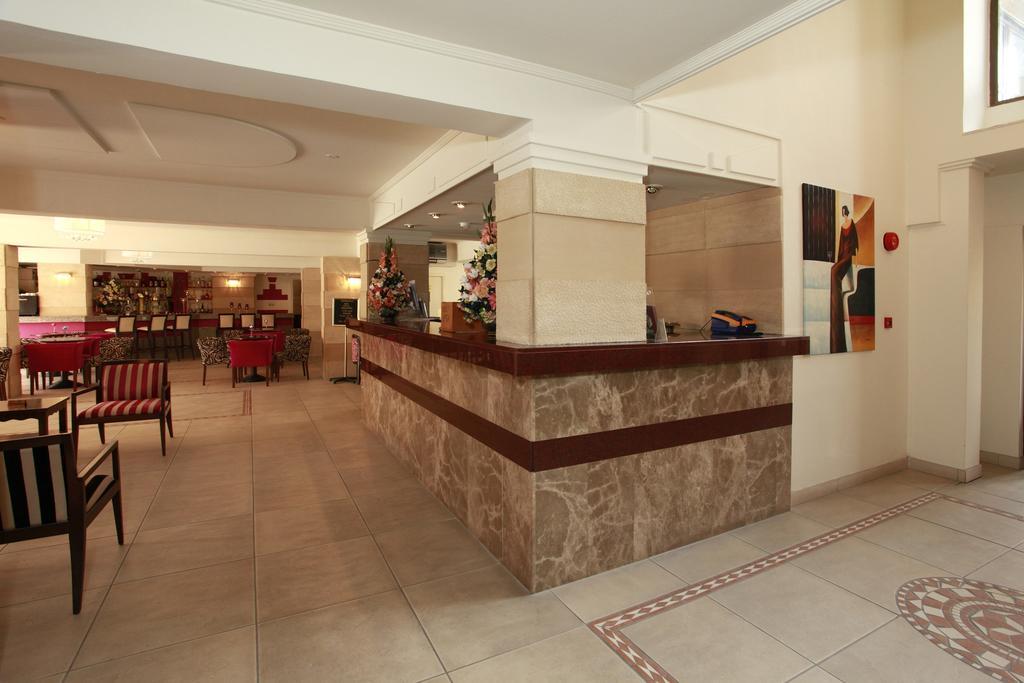 Jasmine Hotel Apartments Лімасол Екстер'єр фото