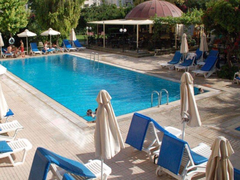 Jasmine Hotel Apartments Лімасол Екстер'єр фото